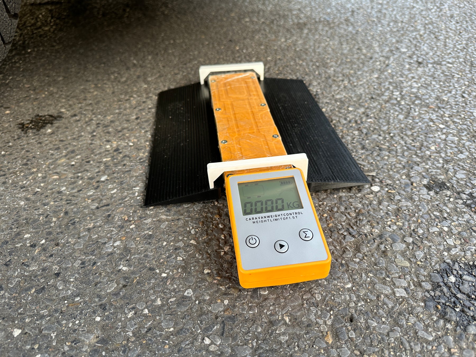 Auffahrrampen Auffahrhilfe Rampe für Wohnwagen Waagen passend bei Obelink Statera 1500 bis 255mm Reifen