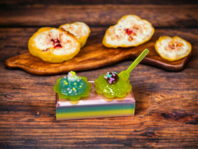 Ständer / Halter für Eistüten (rund) passend für Miniverse / Mini Brands in verschiedenen Farben und Formen