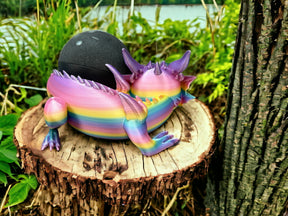 Farbenfroher Drachen Halter passend für Echo Dot 5 aus nachhaltigem Material