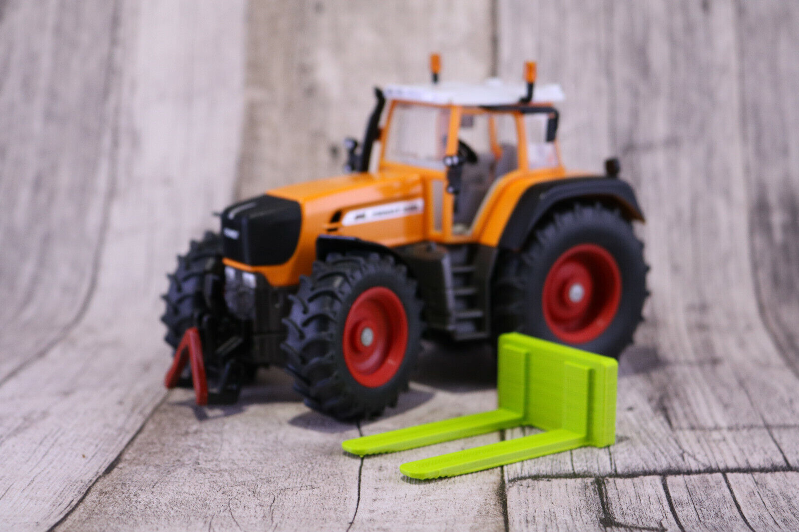 Palettengabel mit Dreieck Aufnahme  z.B. passend für Siku Modelle in 1:32